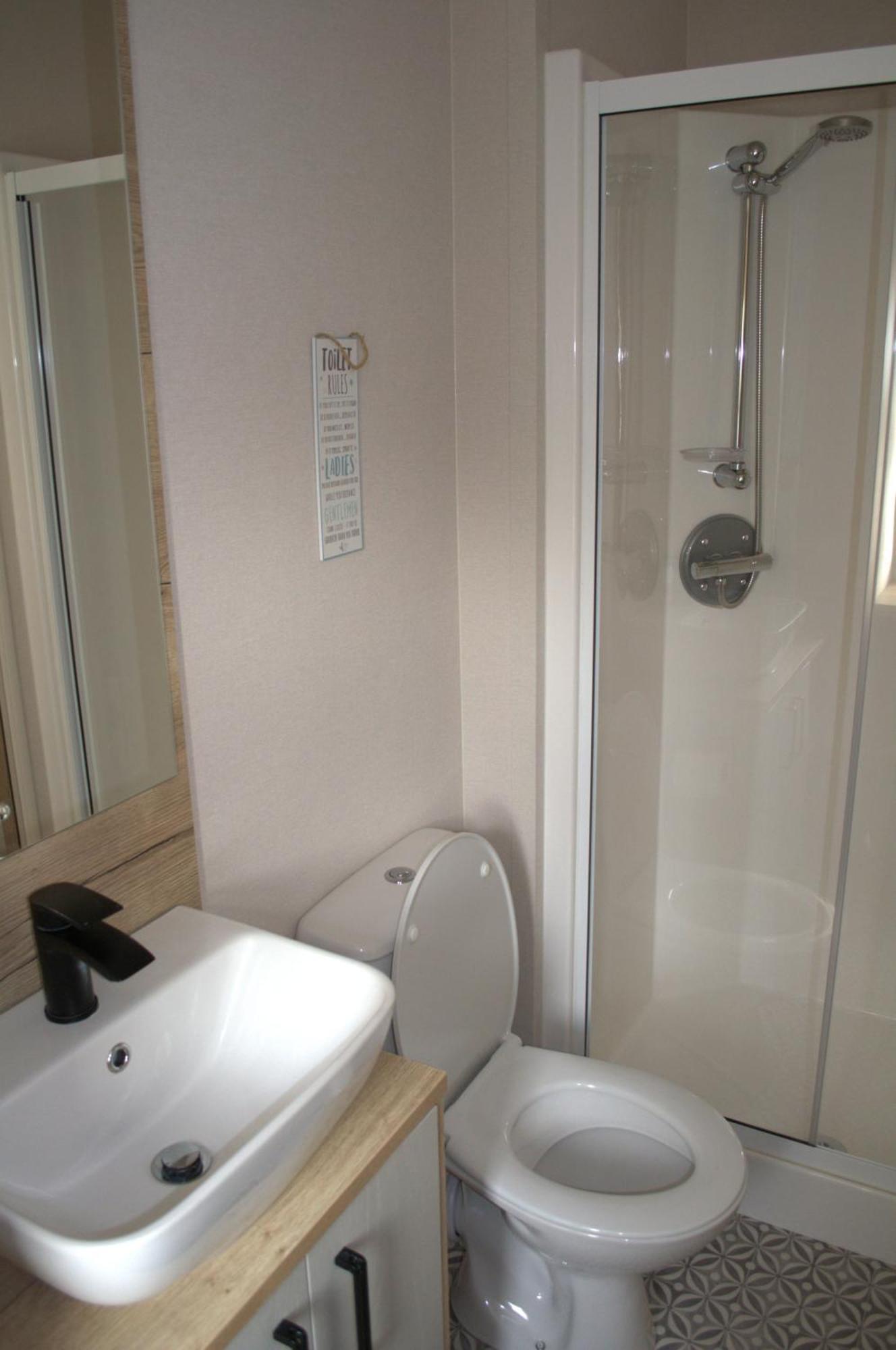 Chalet Luxury @ Hoburne Devon Bay Paignton
