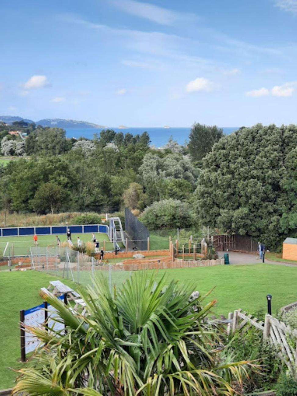 Chalet Luxury @ Hoburne Devon Bay Paignton